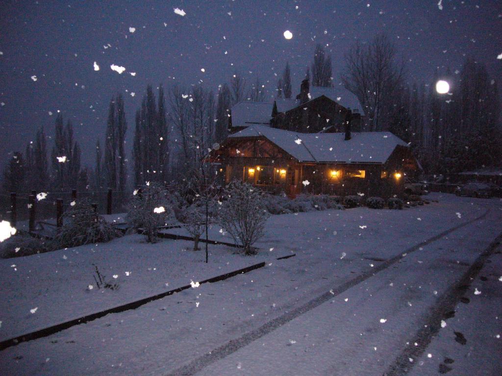 Hotel Casona Del Alto San Martín de los Andes Exterior foto